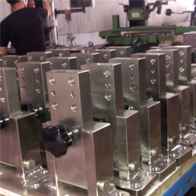 كيف هو تطوير سوق السيارات الصينية العفن ؟