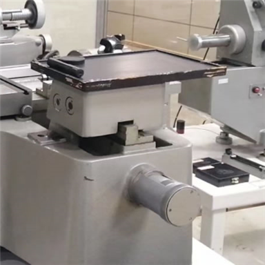 Quelles sont les exigences auxquelles doivent répondre les pièces standard d'un outil d'inspection Automobile?